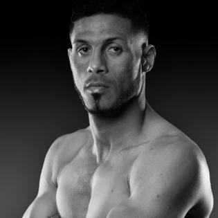 Junior Castillo fighter profile