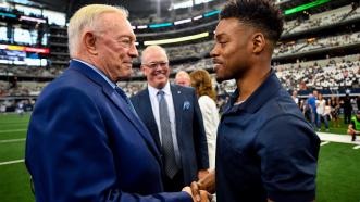 Errol Spence Jr. welcomed at Dallas Cowboys and SMU Mustangs football games