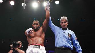 Michael Hunter making moves in the heavyweight division