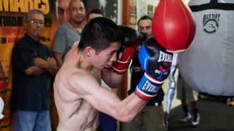 Leo Santa Cruz