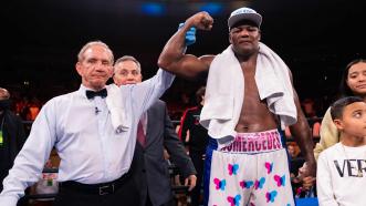 Luis Ortiz Stops Charles Martin in Six