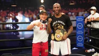 Yordenis Ugas Outpoints Abel Ramos to Become World Champion